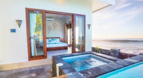 Air Sanih Beach Villa image 12