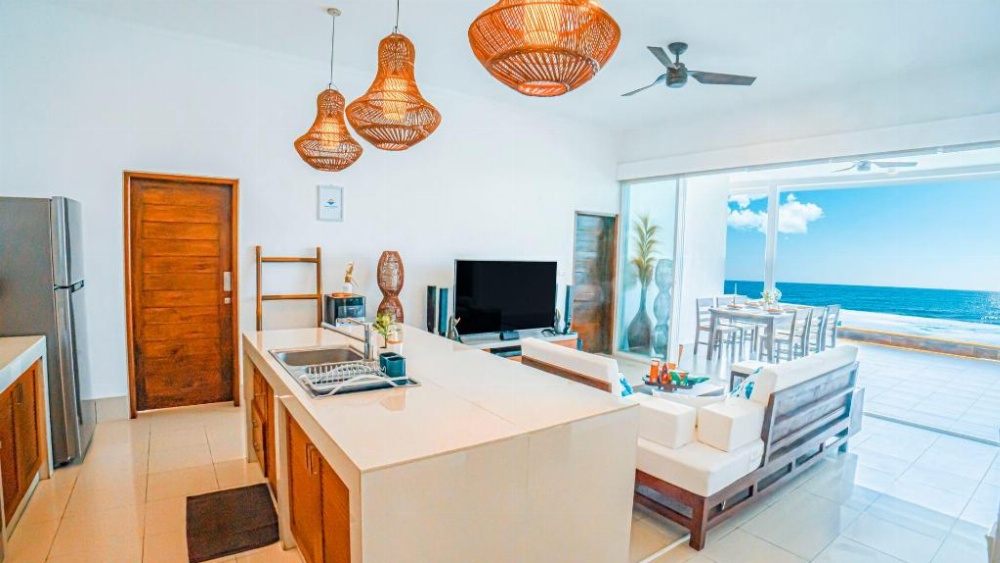 Air Sanih Beach Villa Image 38