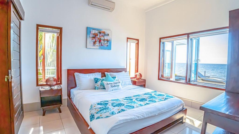 Air Sanih Beach Villa Image 39