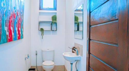 Air Sanih Beach Villa image 6