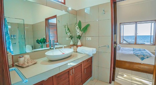 Air Sanih Beach Villa image 8